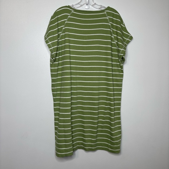 Wrap London Striped jersey dress Double cotton jersey
Apple Green US 16. - Picture 9 of 11